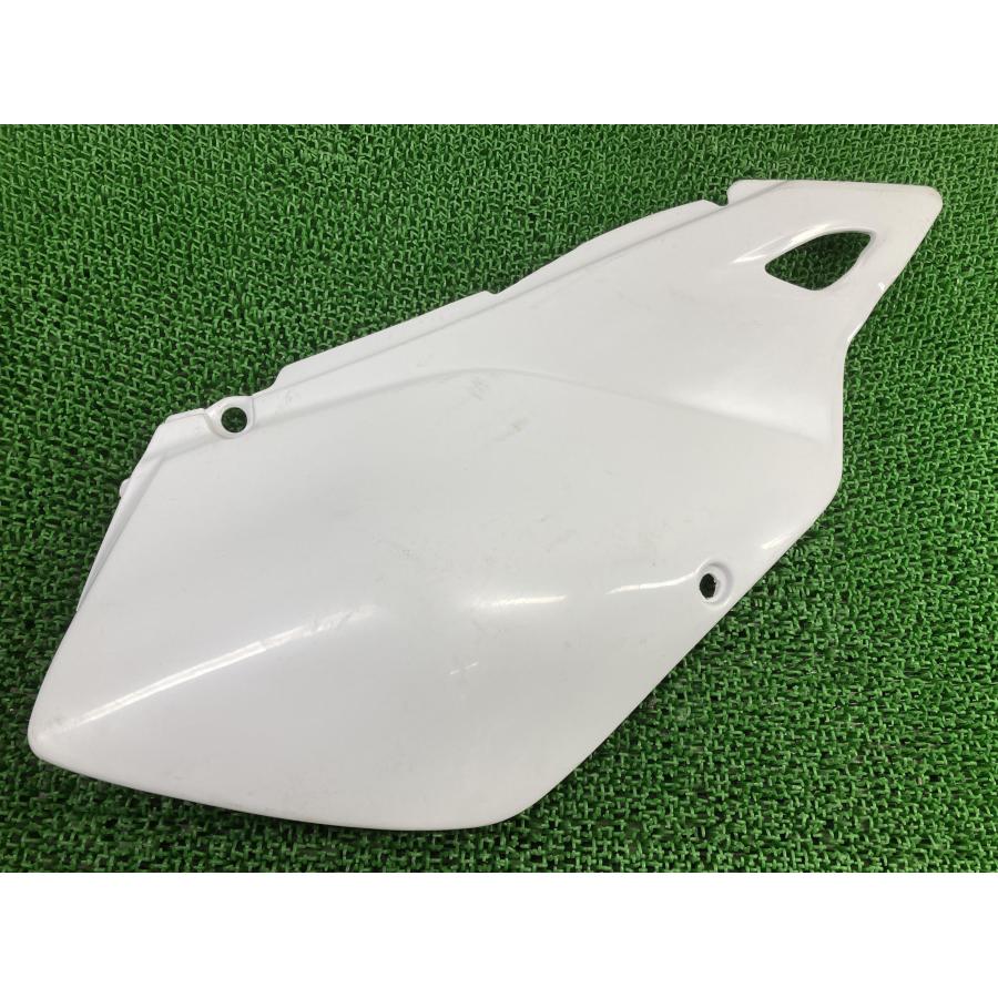 DR-Z400SM サイドカバー 右 白 000011704 社外 中古 バイク 部品 SK43A 