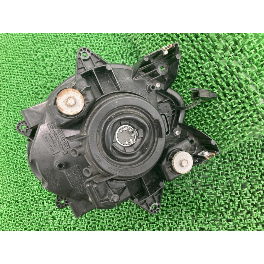 グラディウス400 ヘッドライト 110-59195 スズキ 純正 バイク 部品 VK58A GLADIUS400 修復素材に コケキズ無し 品薄 【中古】 70 スズキ（SUZUKI） グラディウス400 ヘッドライト 110-59195 純正 中古