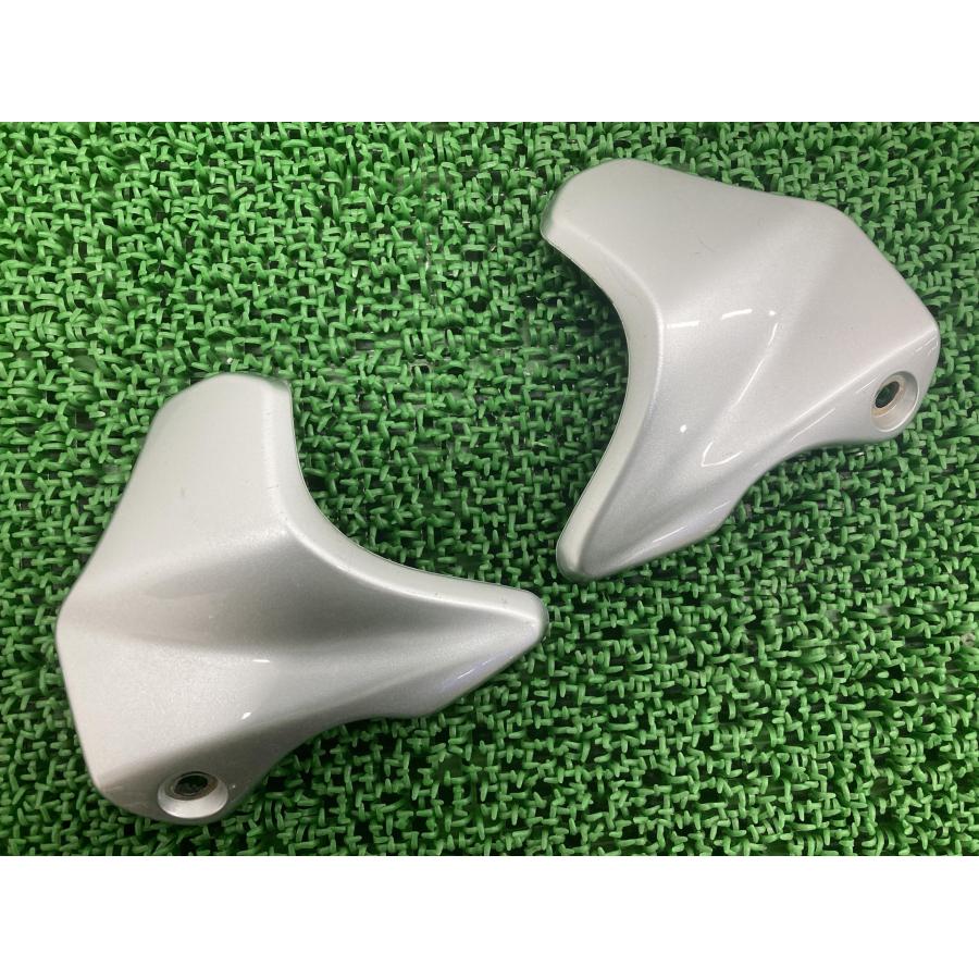 スズキ（SUZUKI） グラディウス400 ヘッドライトカバー 左右 銀 44H