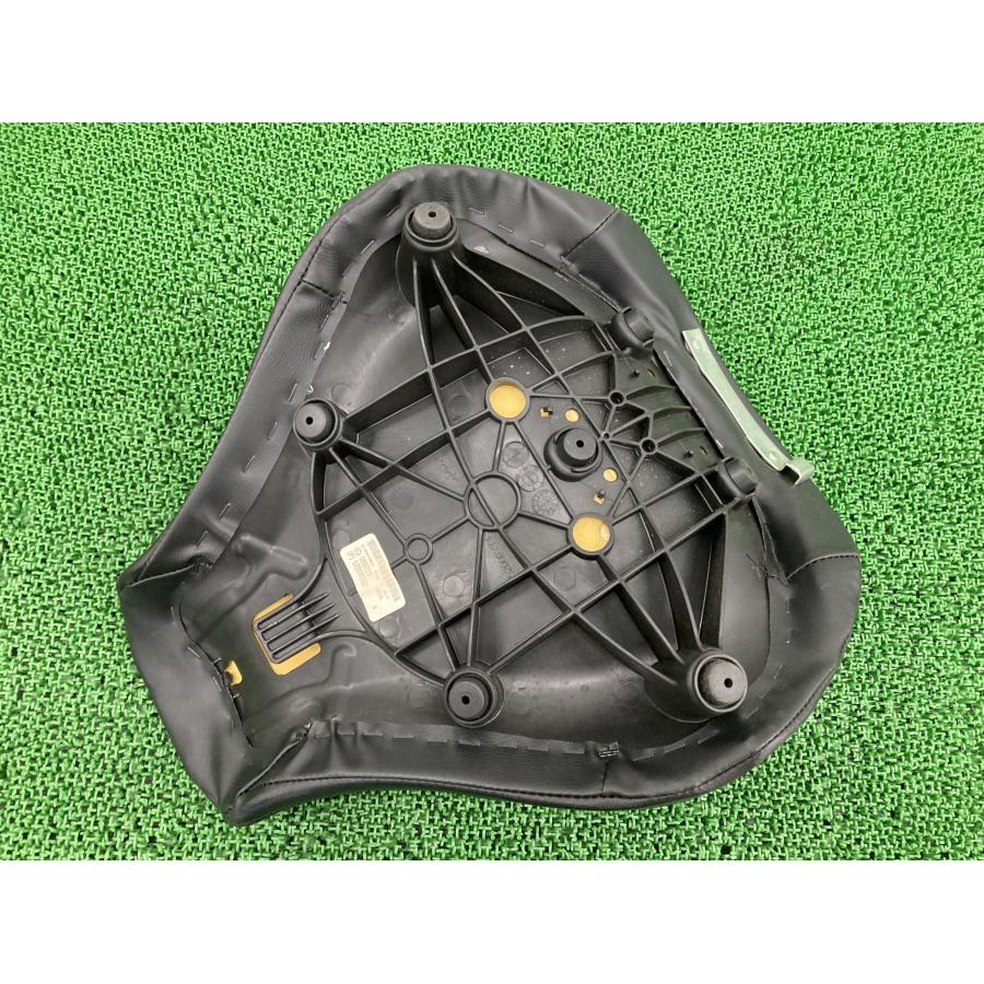 FLFB1750 フロントシート 52000332 ハーレー 純正 中古 バイク 部品