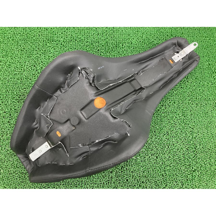 ソフテイル シート ハーレー 純正 中古 バイク 部品 TC88 バット 