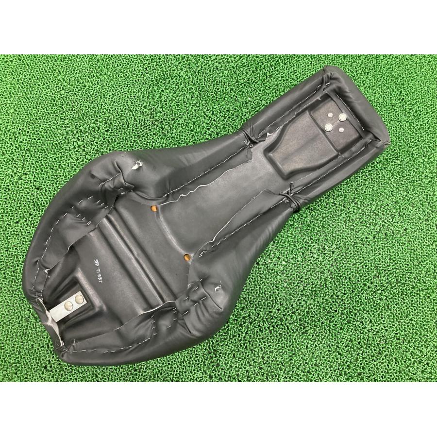 FXSTC1340 シート ハーレー 純正 中古 バイク 部品 ソフテイルカスタム