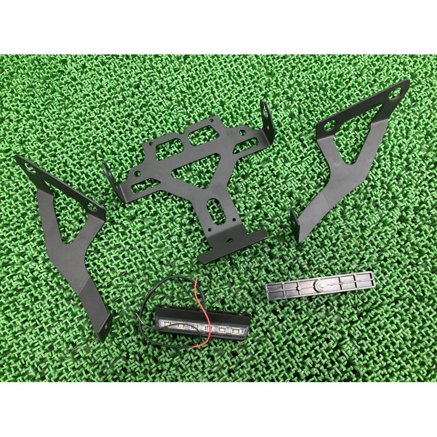 ヨシムラ製GSX-R1000 フェンダーレスキット スズキ 純正 新品 DM11G-101*** ナンバー角40度 LEDナンバー灯 未使用品 17 スズキ（SUZUKI） ヨシムラ製GSX-R1000 フェンダーレスキット 純正
