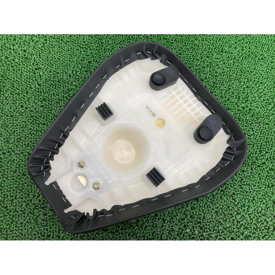 ホンダ クロスカブ110 シート JA60-1001*** 純正 中古 バイク ホンダ クロスカブ110 シート JA60-1001*** 純正 中古 バイク