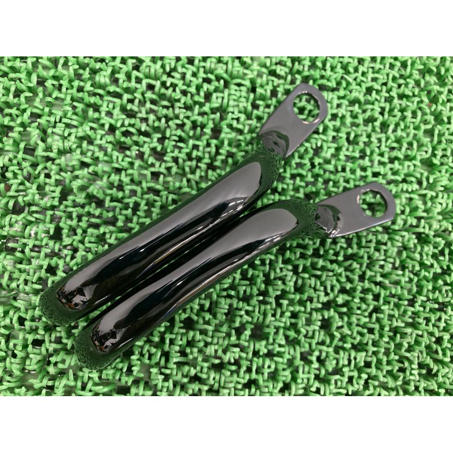 カワサキ（Kawasaki） W800 グラブバー 左右 黒 純正 中古 バイク 部品