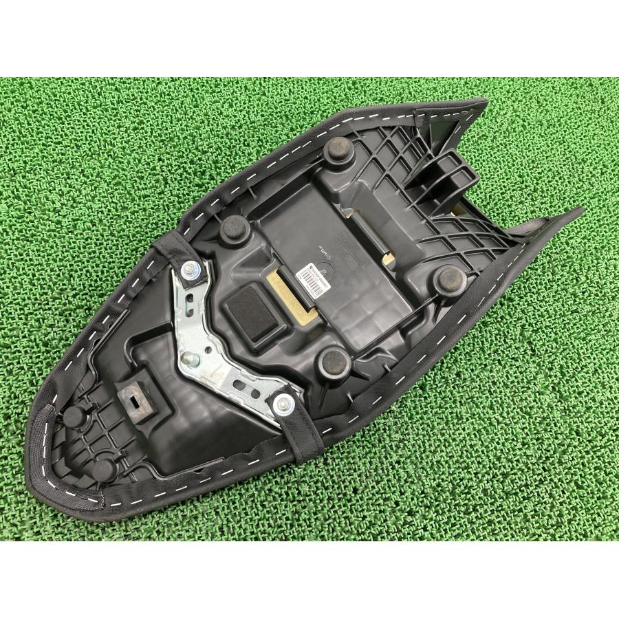 カワサキ（Kawasaki） Z125PRO シート 53066-0529 純正 中古 バイク