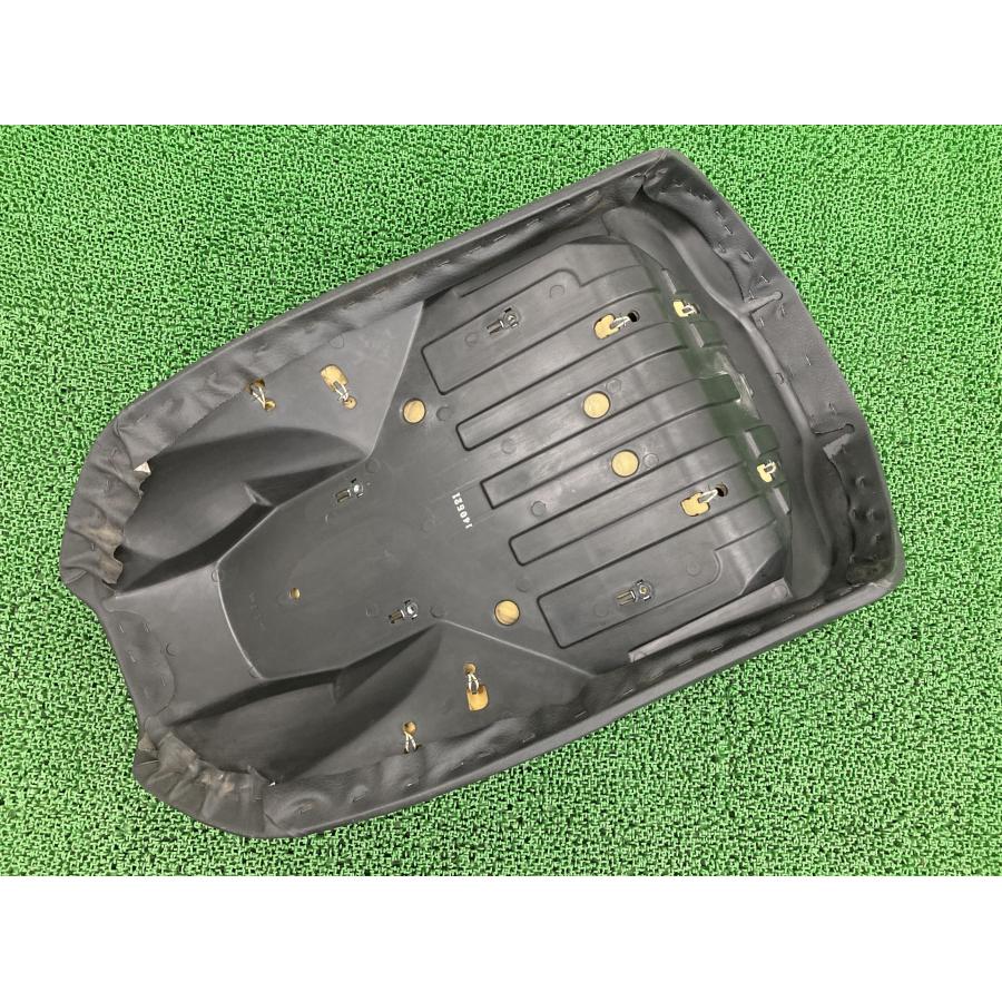 ヤマハ発動機 マジェスティ250 フロントシート ヤマハ 純正 中古