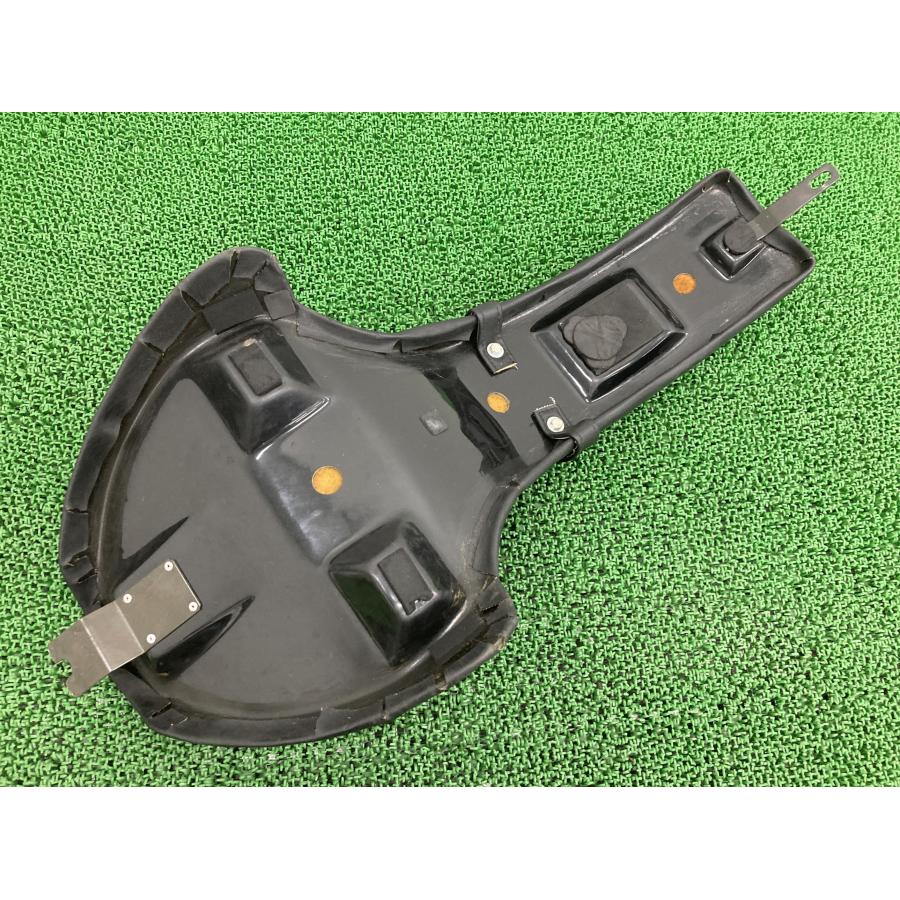 ドラッグスター400クラシック シート 社外 中古 バイク 部品 VH01J