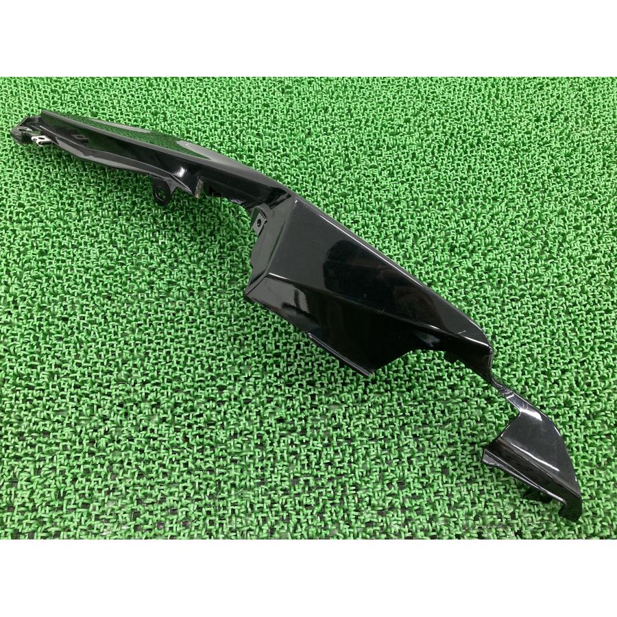 ヤマハ発動機 MT-03 シートカウル 右 黒M B04 ヤマハ 純正 中古 バイク