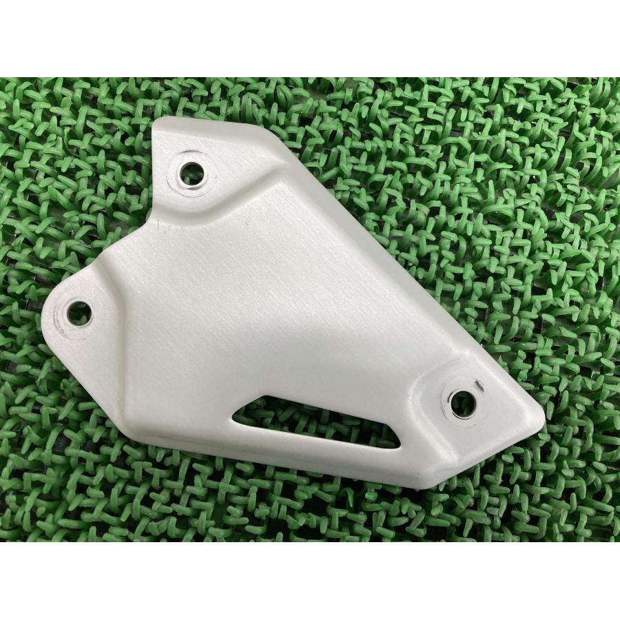 カワサキ（Kawasaki） Z900 ヒールガード 左 純正 中古 バイク 部品