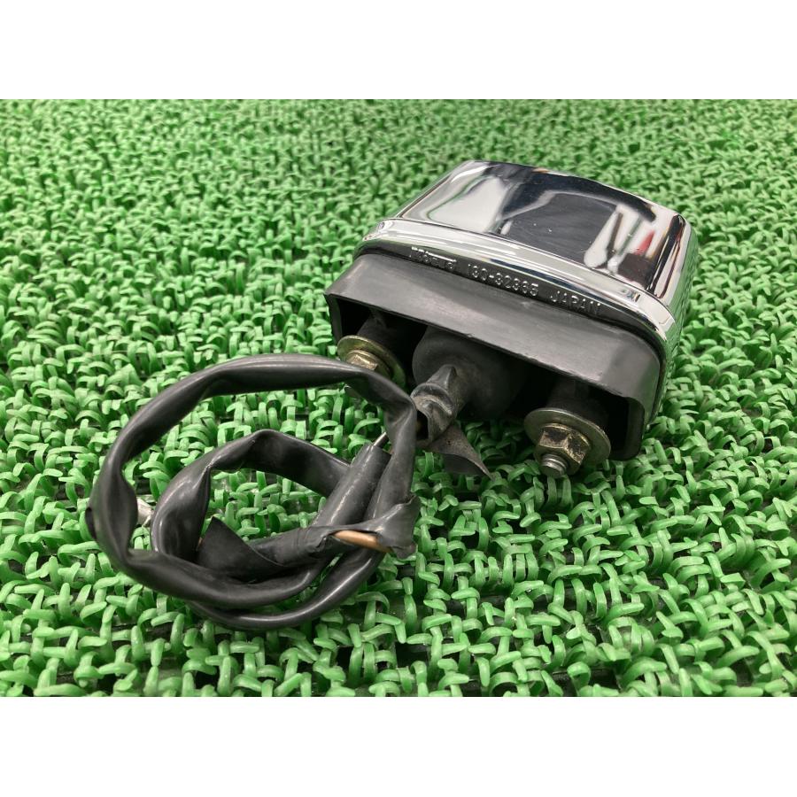 イントルーダー1400 ナンバー灯 130-32365 スズキ 純正 バイク 部品 VX51L INTRUDER1400 割れ欠け無し 品薄 希少品 【中古】 80 スズキ（SUZUKI） イントルーダー1400 ナンバー灯 130-32365 純正 中古