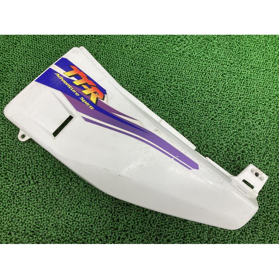 ヤマハＴＴ Rサイドカバー新品未使用 ヤマハ発動機 TT250Rレイド サイドカバー 左 白 ヤマハ 純正 中古