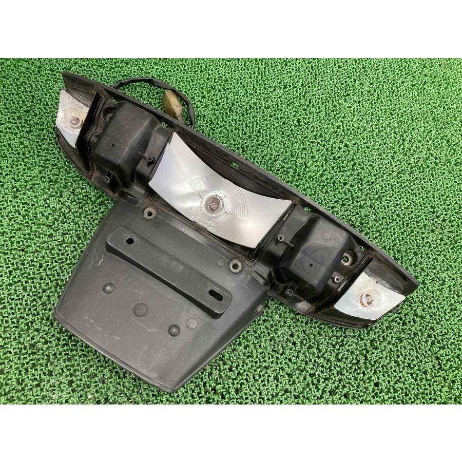 フュージョン リアフェンダー 8699 ホンダ 純正 中古 バイク 部品 MF02 カスタム素材に コケキズ無し 品薄 希少品 車検 Genuine pV ホンダ（HONDA） フュージョン リアフェンダー 8699 純正 中古 バイク