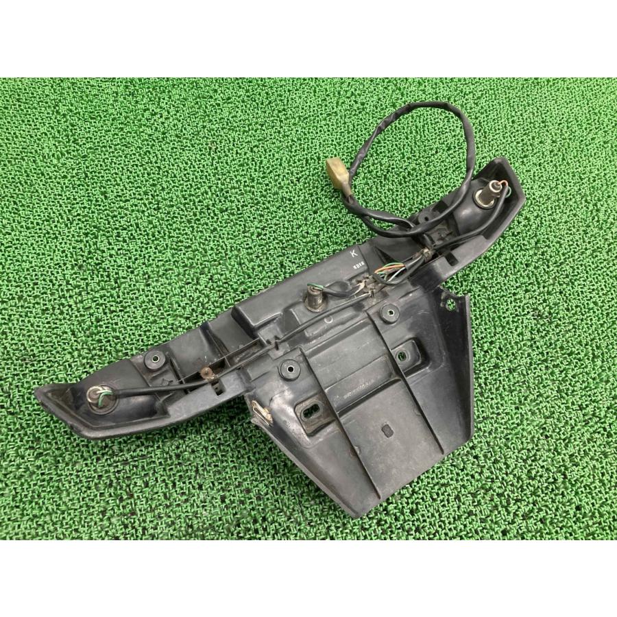 フュージョン リアフェンダー 8699 ホンダ 純正 中古 バイク 部品 MF02 カスタム素材に コケキズ無し 品薄 希少品 車検 Genuine pV ホンダ（HONDA） フュージョン リアフェンダー 8699 純正 中古 バイク