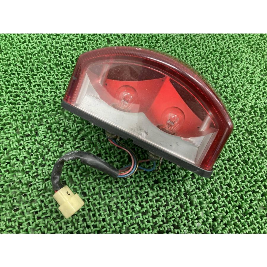 カワサキ（Kawasaki） ゼファー750 テールランプ 220-40079 純正 中古