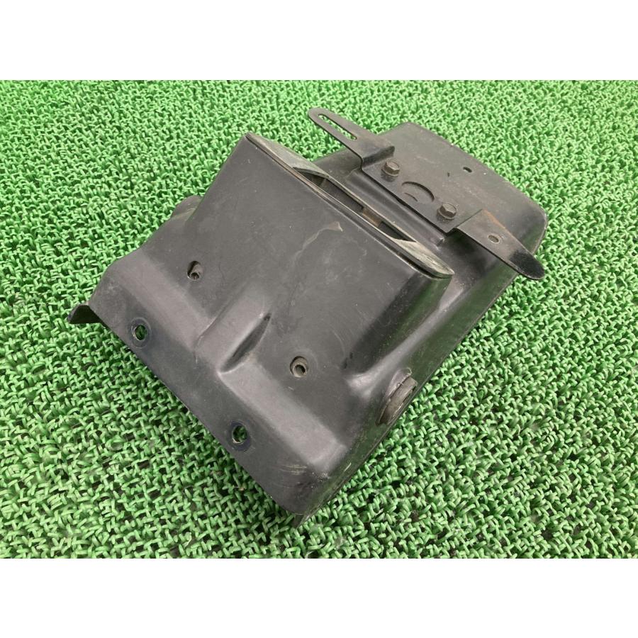 ホンダ（HONDA） GB250クラブマン リアフェンダー 純正 中古 バイク