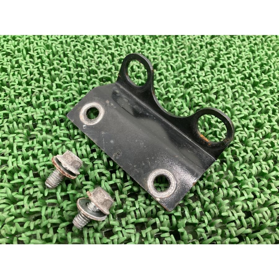 カワサキW650マフラーステー カワサキ（Kawasaki） W400 W650 マフラーステー 右 純正 中古 バイク