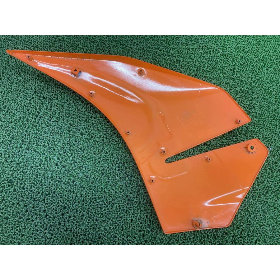 KTM RC125 サイドカウル 右 橙 90508051000 KTM 純正 中古 バイク 部品