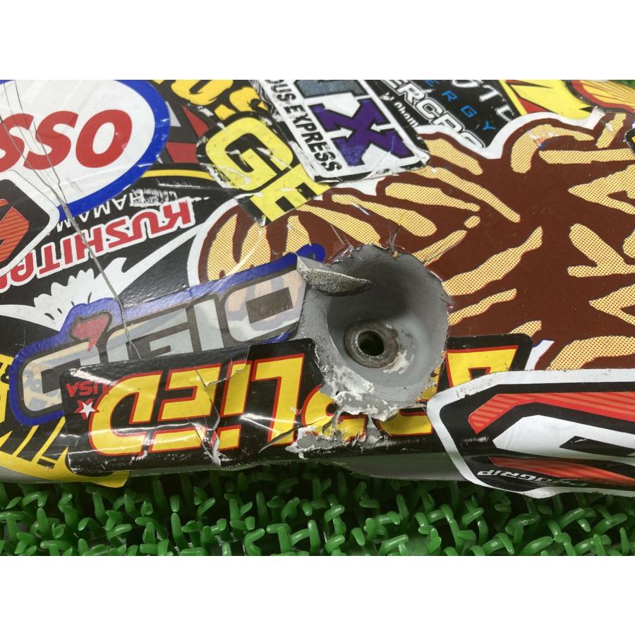 CRM50 CRM80 シュラウド 左 赤 GS2 ホンダ 純正 中古 AD10 HD11 サイドカバー nI ホンダ（HONDA） CRM50 CRM80 サイドカバー 左右 GS2/GW6 純正 中古