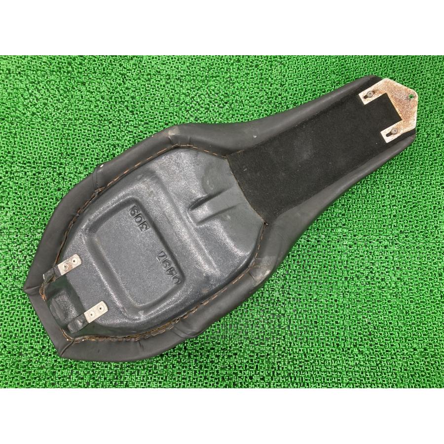 ドラッグスペシャリティーズ製FXS シート 社外 中古 ハーレー ドラッグスペシャリティーズ製FXS シート 社外 中古 ハーレー