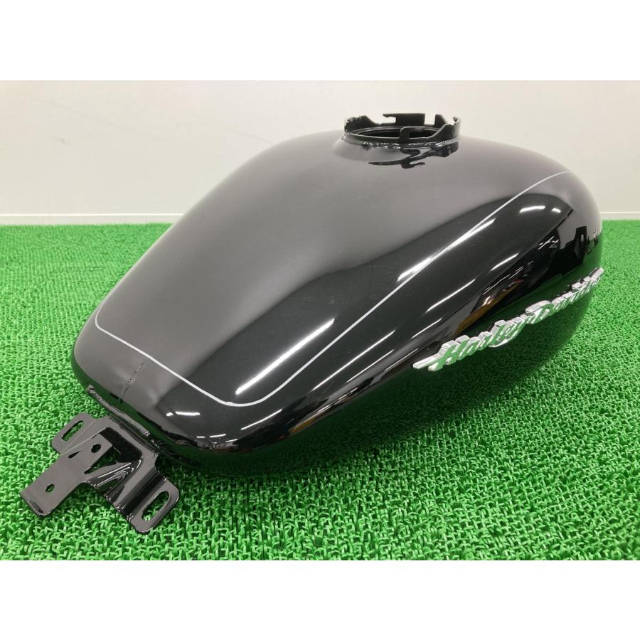 FLTRX1750 タンク 黒 ハーレー 純正 中古 バイク 部品 ツーリング ロードグライド エンブレム コンディション良好 ヘコミ無し dT Harley Davidson（ハーレー・ダビッドソン） FLTRX1750 タンク 黒