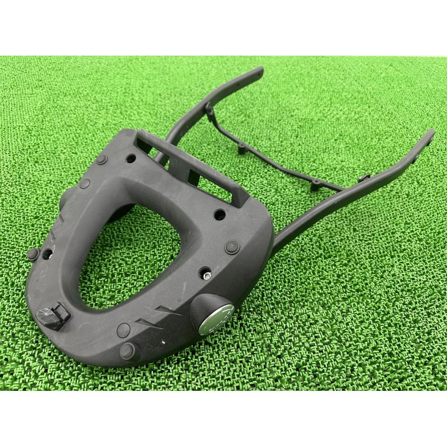 GIVI製ER-6N ER-6f リアキャリア 社外 中古 バイク 部品 ER650A EX650A