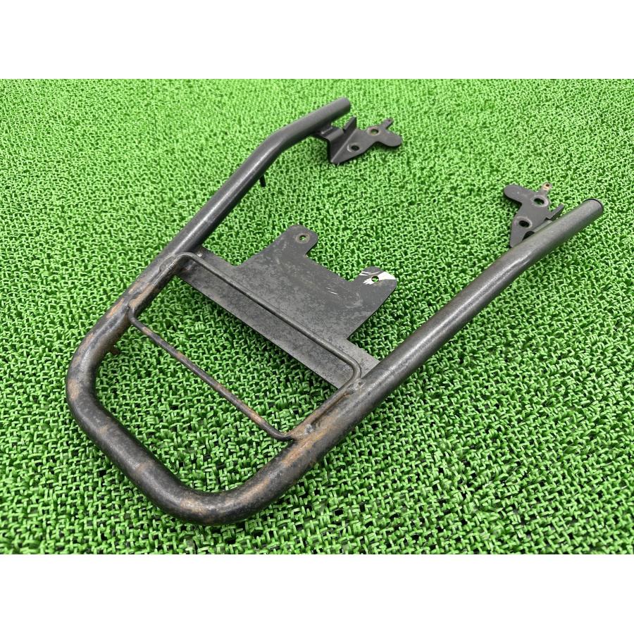 デイトナ製ジクサー150 リアキャリア 社外 中古 バイク 部品 NG4BG