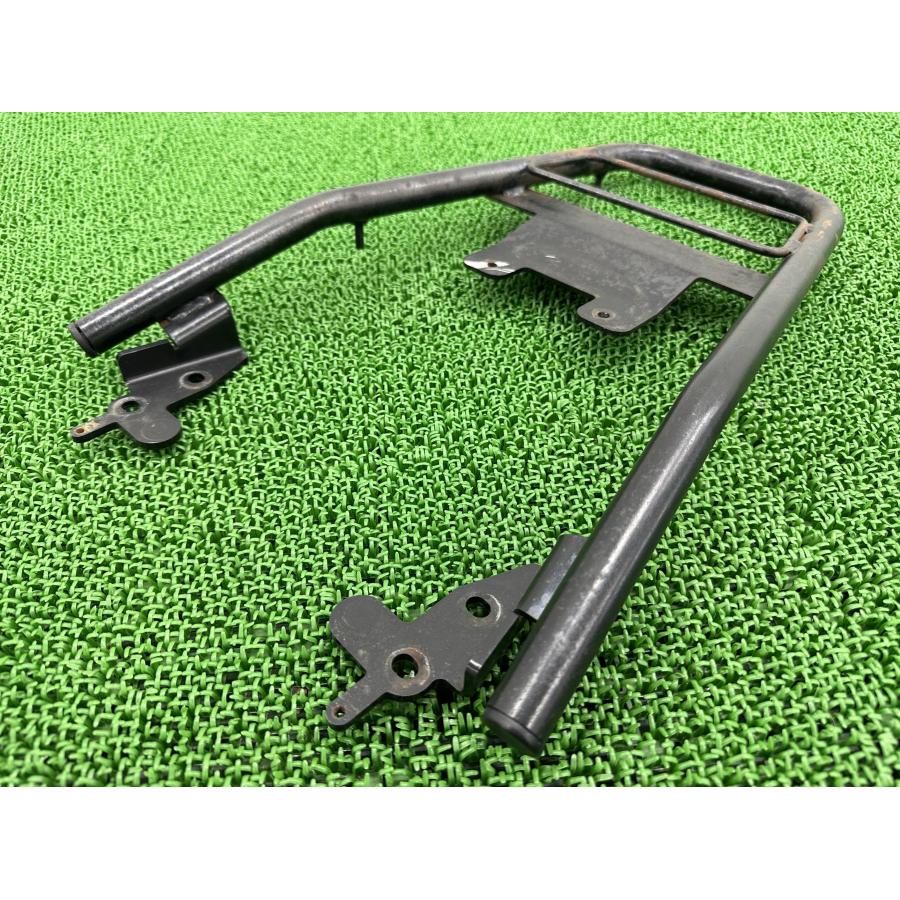 デイトナ製ジクサー150 リアキャリア 社外 中古 バイク 部品 NG4BG