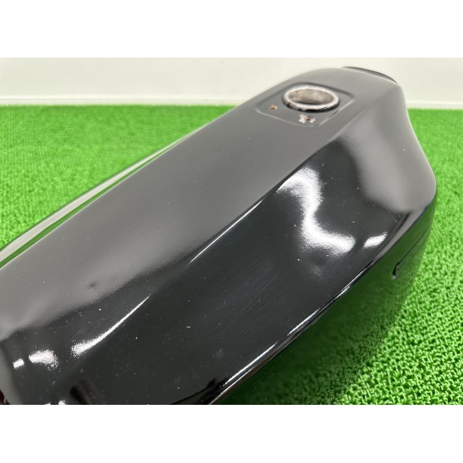 カワサキ Z400FX タンク 純正 中古 バイク 部品 ノーマル カワサキ Z400FX タンク 純正 中古 バイク 部品 ノーマル