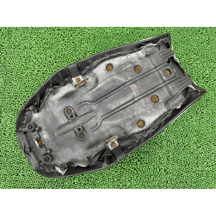 ホンダ GB250クラブマン シート KL8 MC10-1350*** 純正 中古 ホンダ GB250クラブマン シート KL8 MC10-1350*** 純正 中古