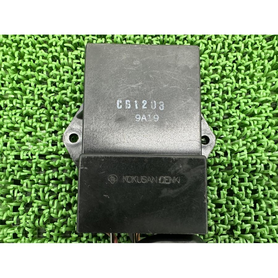 RGV250ガンマ イグナイター スズキ 純正 中古 バイク 部品 VJ22A CDI 機能的問題なし そのまま使える 車検 Genuine 0 スズキ（SUZUKI） RGV250ガンマ イグナイター 純正 中古 バイク 部品