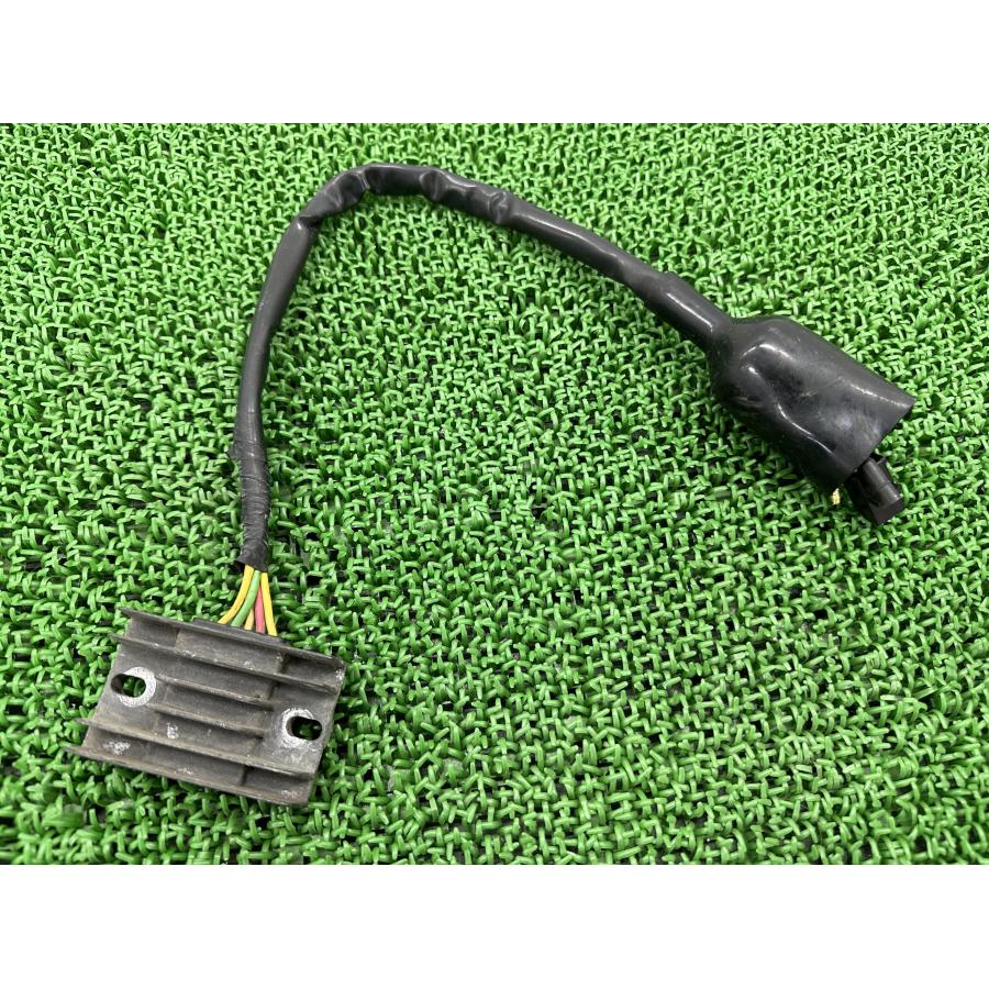 SL230 レギュレター ホンダ 純正 バイク 部品 MD33 レギュレーター レクチファイアー 品薄 希少品 車検 Genuine 【中古】 84 ホンダ（HONDA） SL230 レギュレター 純正 中古 バイク 部品 MD33