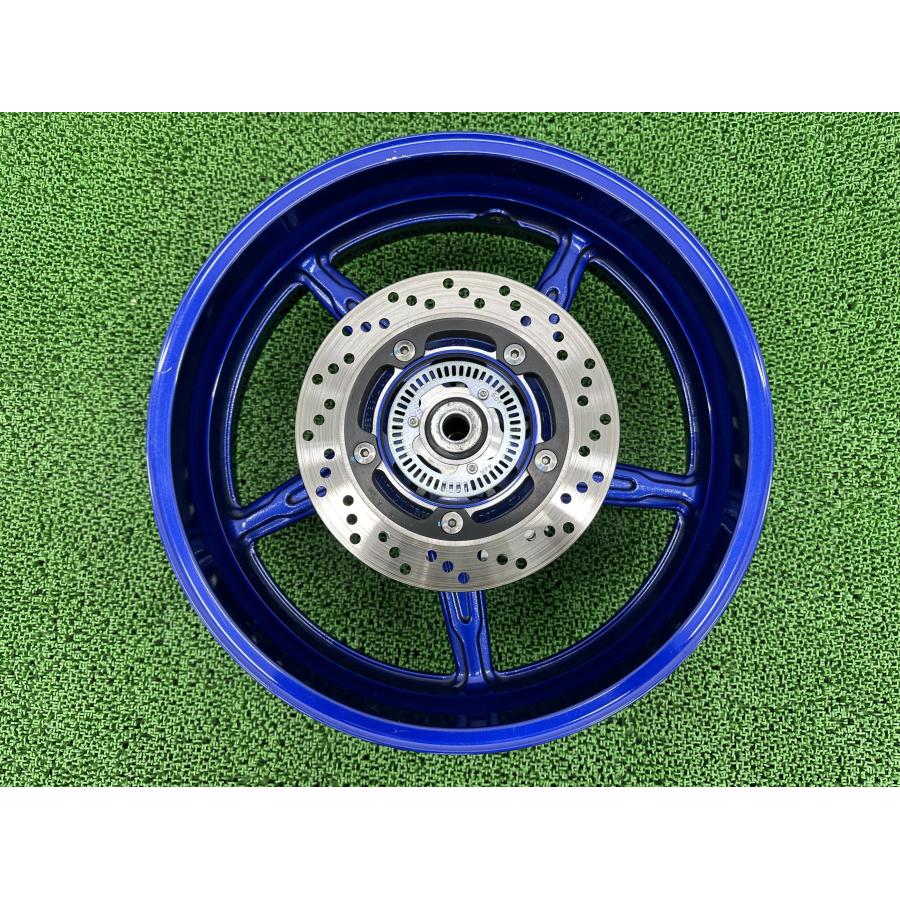 グラディウス リアホイール 青M BKC スズキ 純正 バイク 部品 VP55A グラディウス650 ディスク スプロケット セット 【中古】 89 スズキ（SUZUKI） グラディウス リアホイール 青M BKC 純正 中古