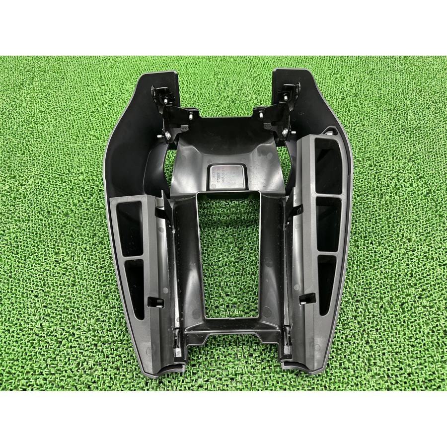 FXDR114 ロアカウル 57200169 ハーレー 純正 中古 バイク 部品