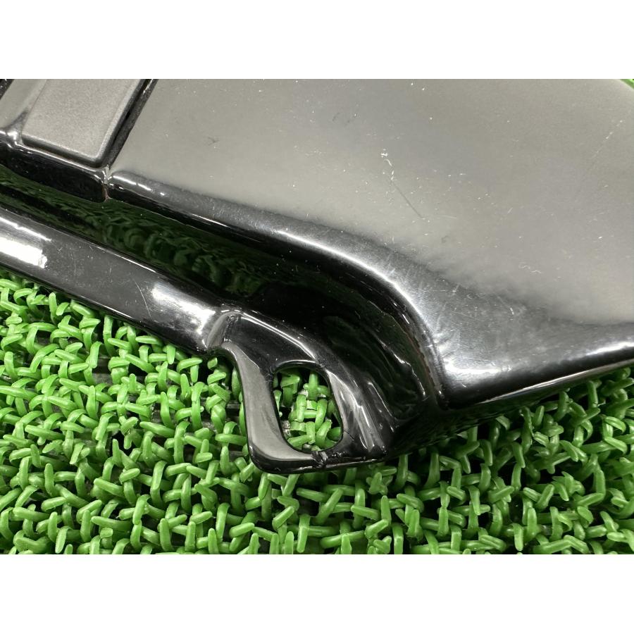 GSX1100Sカタナ サイドカバー 左右 黒 49300 社外 中古 バイク 部品