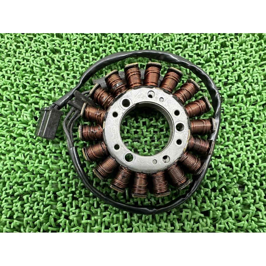 カワサキ（Kawasaki） ZRX400 ステーターコイル 純正 中古 バイク 部品