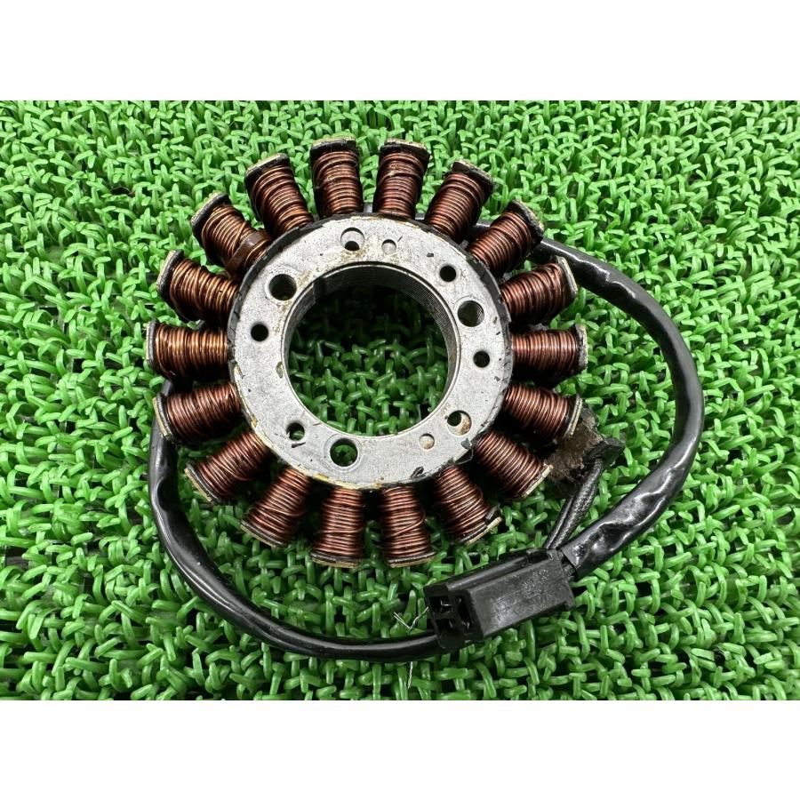 カワサキ（Kawasaki） ZRX400 ステーターコイル 純正 中古 バイク 部品