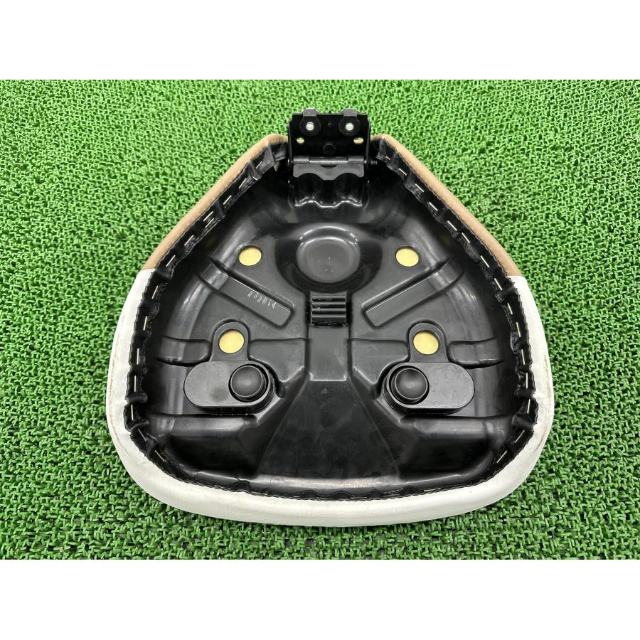 ホンダ（HONDA） リトルカブ シート ベージュ/白 純正 中古 バイク
