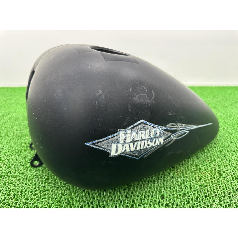 ソフテイル タンク マットB ハーレー 純正 中古 バイク 部品 TC103