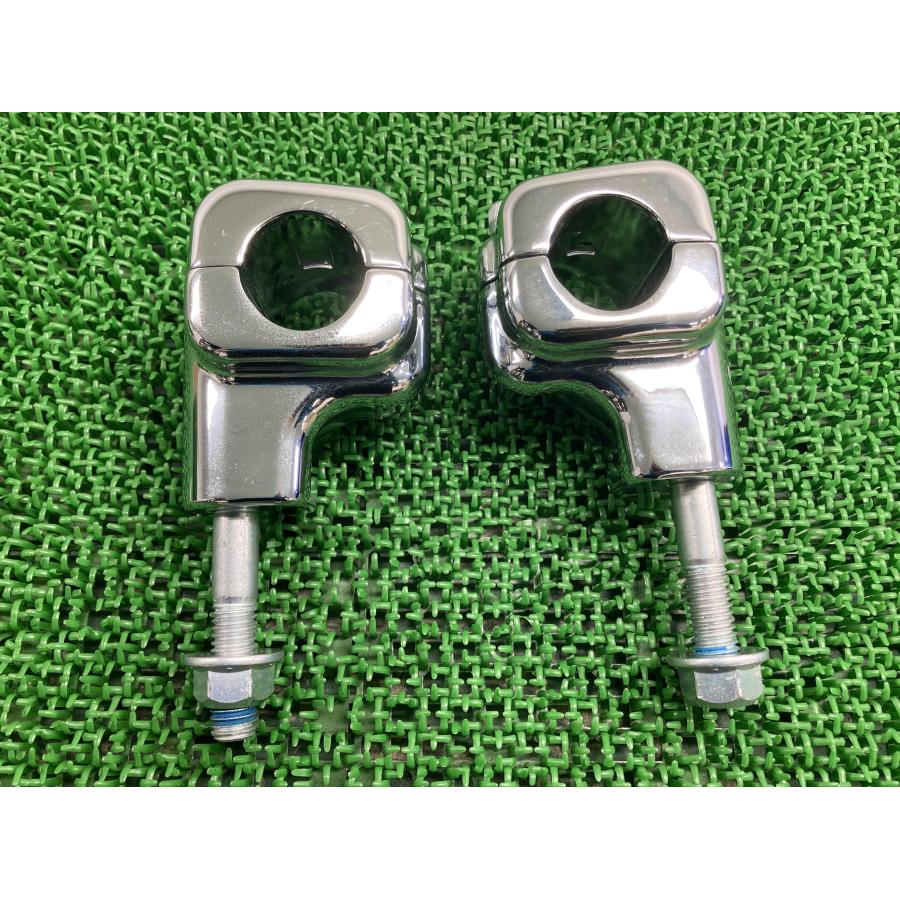 FLFBS1870 ハンドルポスト 左右 ハーレー 純正 バイク 部品 2020年式外し 5HD1YGK55LB*** ファットボーイ114 ソフテイル 【中古】 59 FLFBS1870 ハンドルポスト 左右 ハーレー 純正 中古 2020年式外し