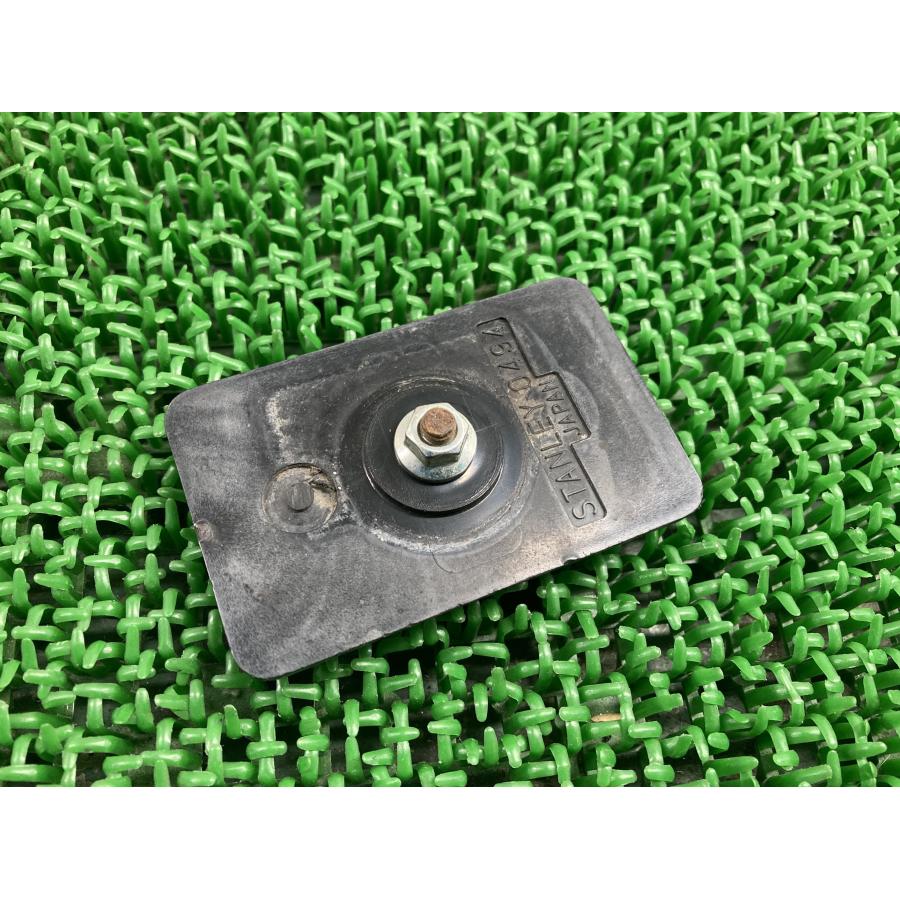 ヤマハ発動機 TW200 リフレクター 070-0048 ヤマハ 純正 中古 バイク