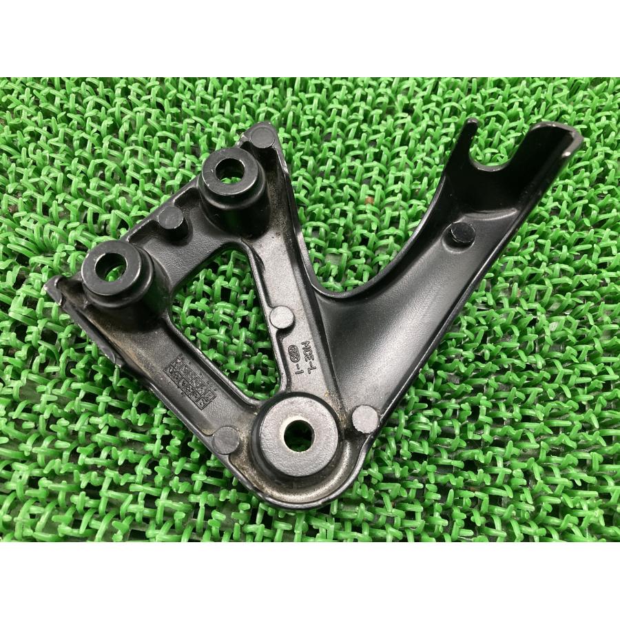 HONDA CB400SF ライトステー ホンダ [M-250423-9] Amazon | ホンダ用 ヘッドライト ステー 左右セット ブラック 黒