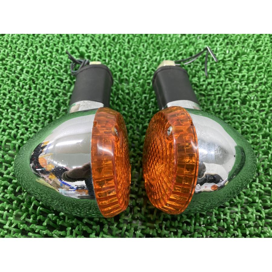 クラシック350 ウインカー 左右 7017B-615/000624 ロイヤルエンフィールド 純正 中古 7017B-615 000624 クラシック500 修復素材に 92の画像