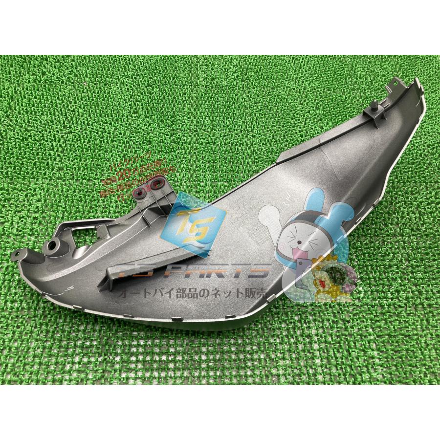 YZF-R15 タンクカバー 右 在庫有 即納 ヤマハ 純正 新品 バイク 部品