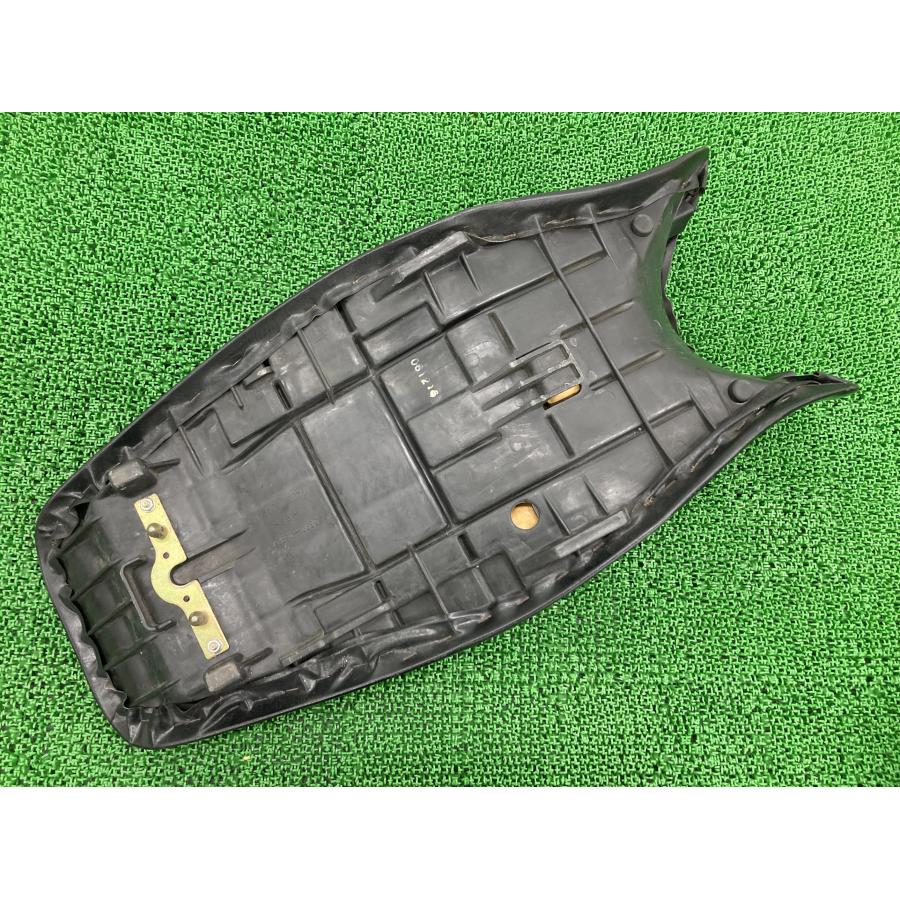 ZZ-R1100 シート 5300-1690 ZXT10D-023*** カワサキ 純正 バイク 部品
