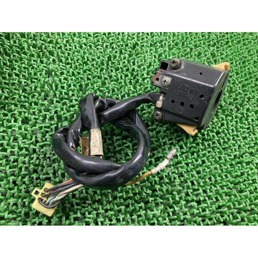 RGV250ガンマ ハンドルスイッチ 左 374-13 スズキ 純正 バイク 部品 VJ21A スイッチボックス 割れ欠け無し 品薄 希少品 【中古】 12 スズキ（SUZUKI） RGV250ガンマ ハンドルスイッチ 左 374-13 純正 中古