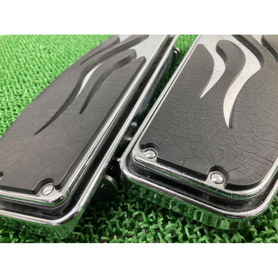 ソフテイル ステップボード 左右 ハーレー 純正 中古 バイク 部品
