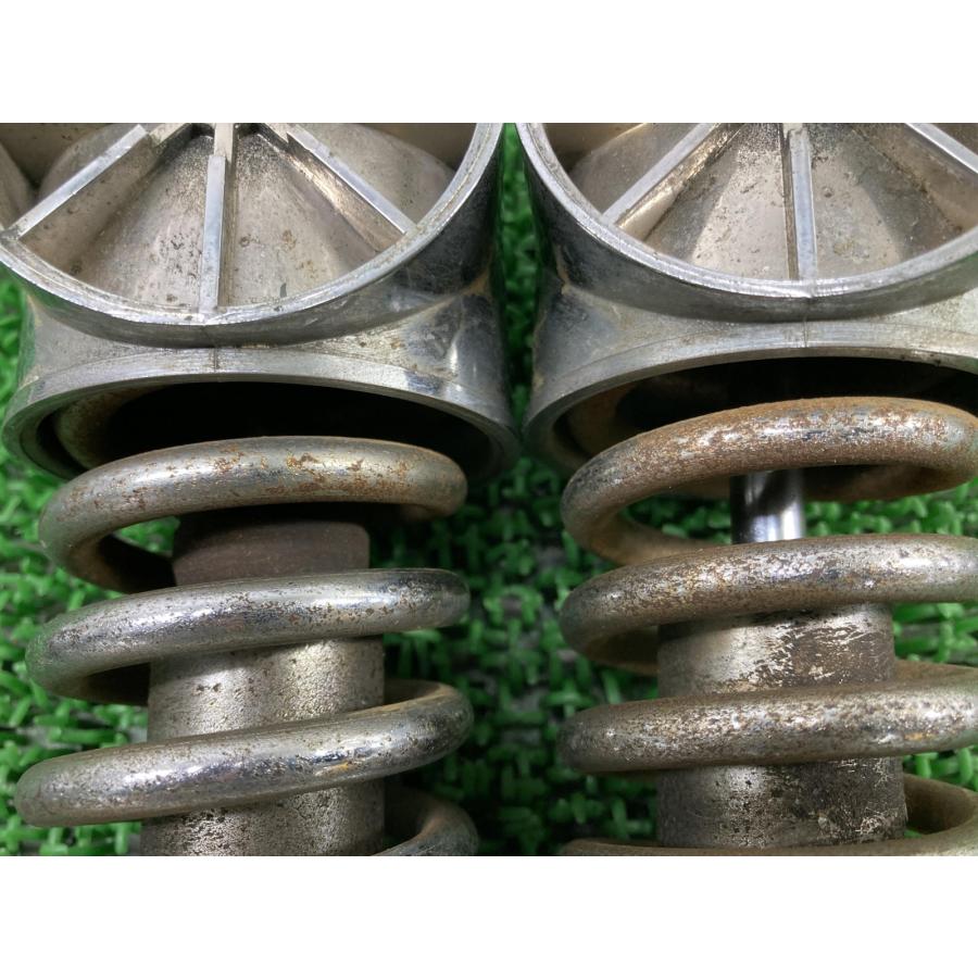 750RS リアサスペンション 左右 社外 中古 バイク 部品 Z-I Z-II Z1 Z2 ピッチ345mm 修復素材に bK 750RS リアサスペンション 左右 社外 中古 バイク 部品 Z-I Z-II Z1 Z2