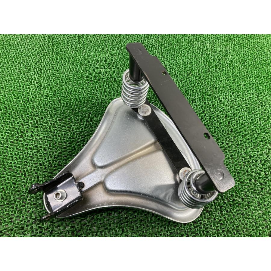 FXCWC1580 シート 社外 中古 バイク 部品 ハーレー ロッカーC クローム ブラックパッド入り 破れ無し 品薄 aZ_2