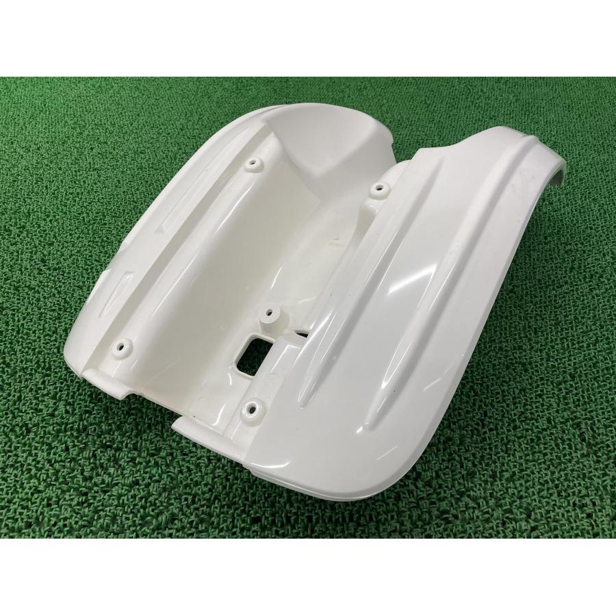 ウェルデ レッグシールド 白 スズキ 純正 中古 バイク 部品 CA1MA